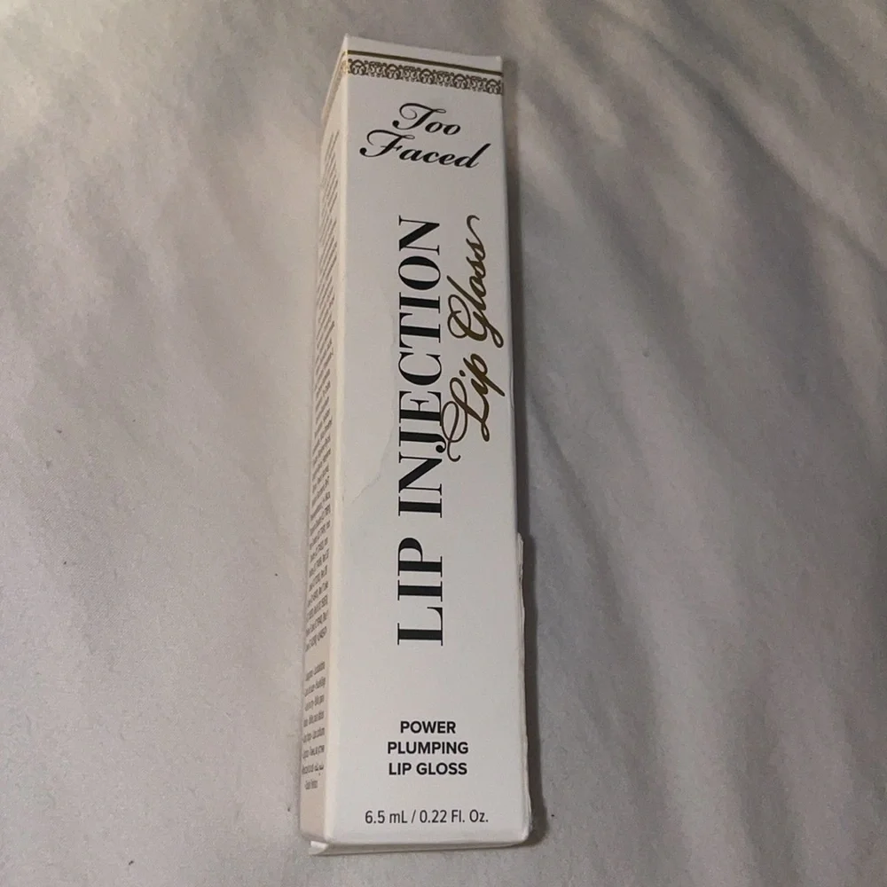 Too Faced Stars Are Aligned Lip Injection Power Plumping Lip Gloss Clear Shimmer